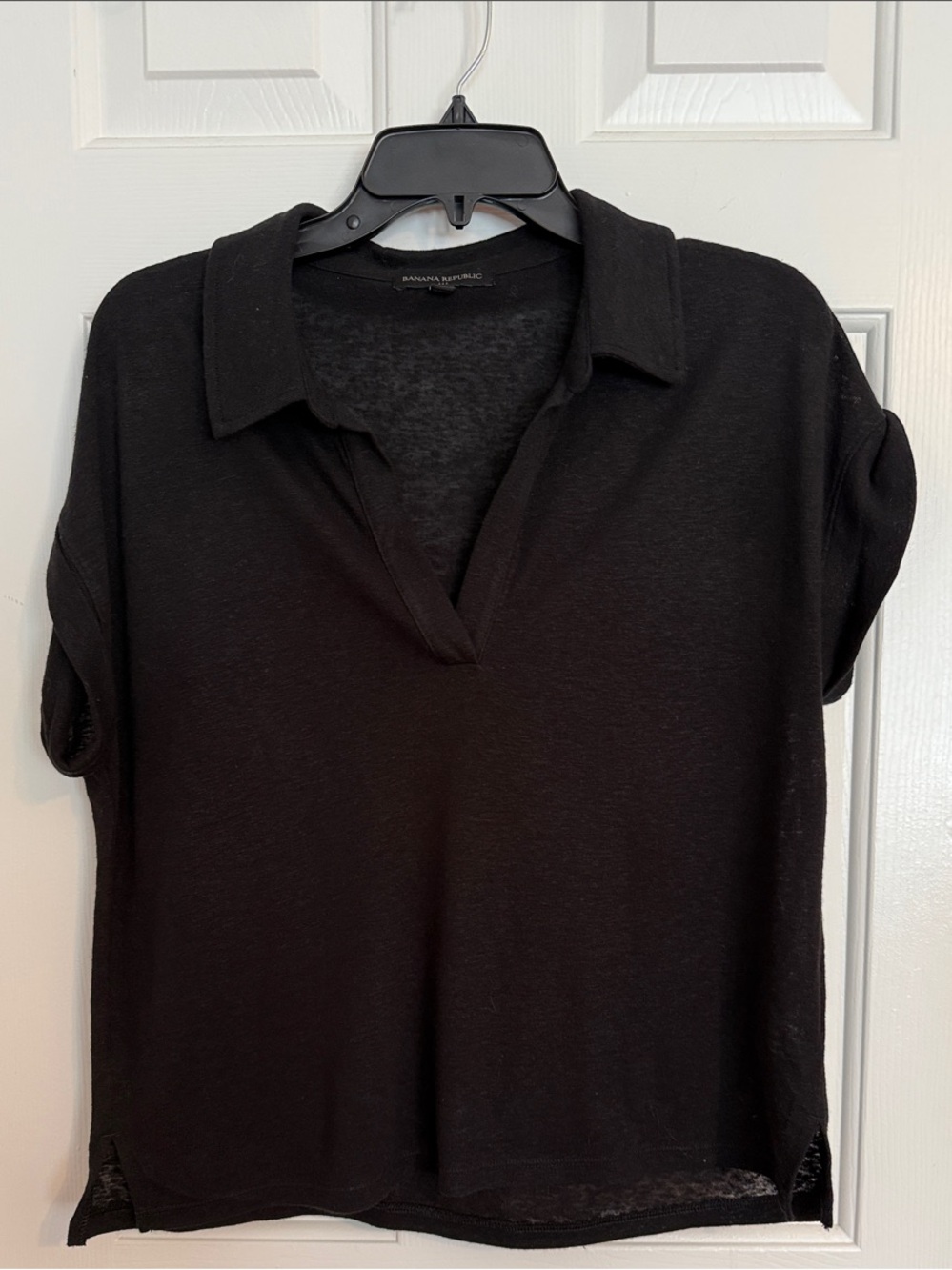 Banana Republic Black Short-Sleeve Collared V-Neck Top